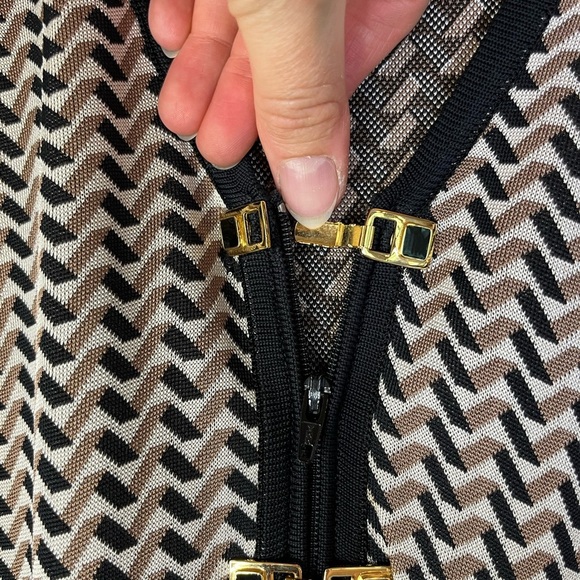 St. John Collection Vintage Jacket Skirt Suit Black Tan Zip & Claps Women’s Sz M - Picture 12 of 16